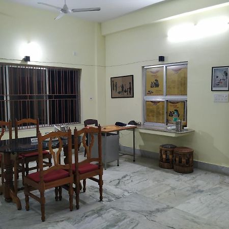 Hotel Bhalobasa Anandabas à Bolpur Extérieur photo