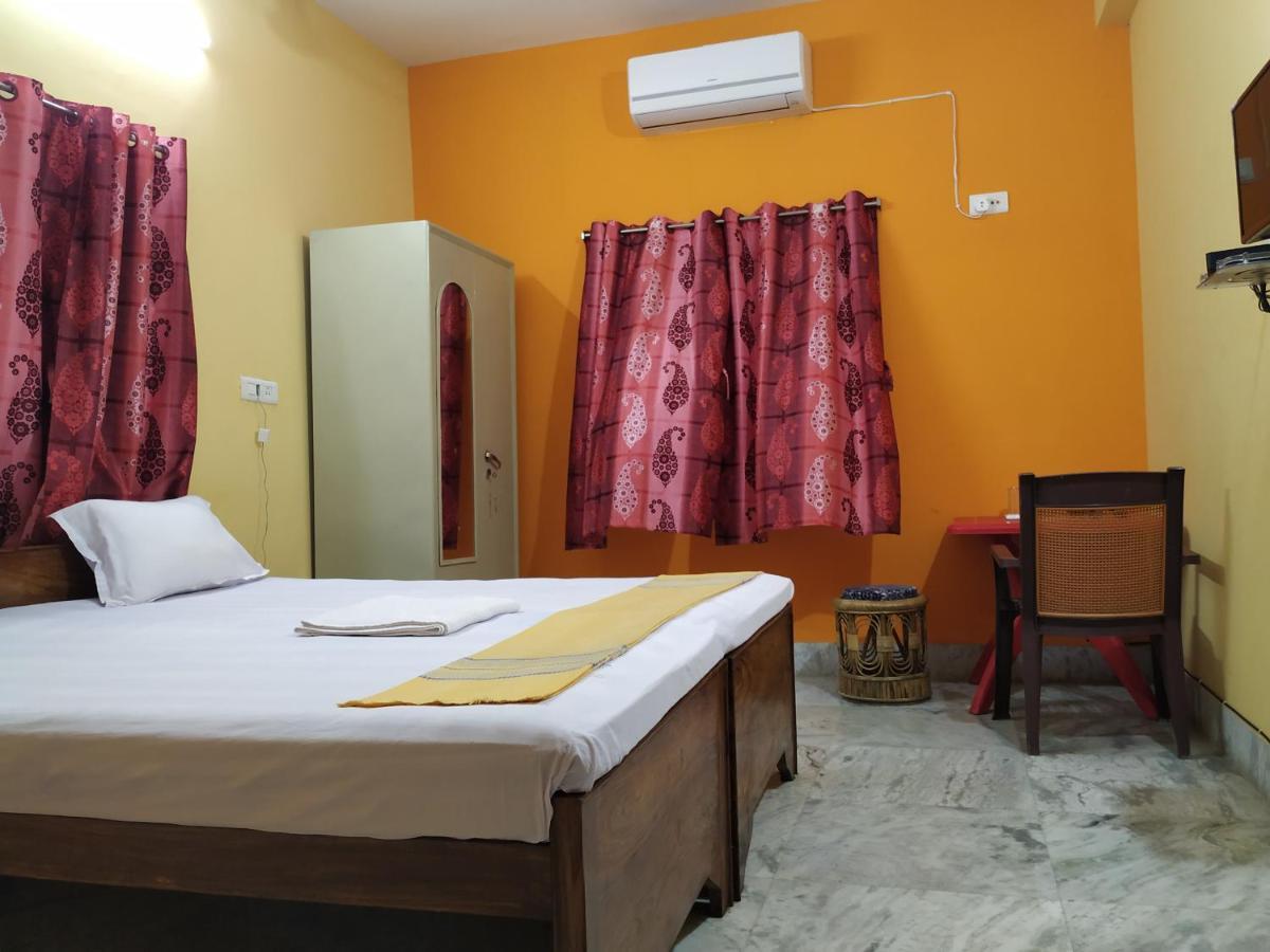 Hotel Bhalobasa Anandabas à Bolpur Extérieur photo