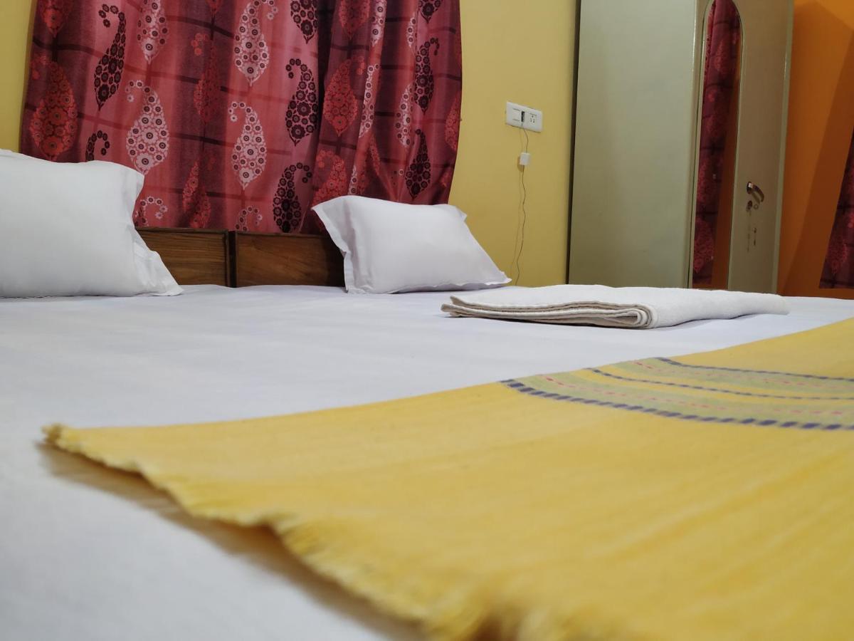 Hotel Bhalobasa Anandabas à Bolpur Extérieur photo