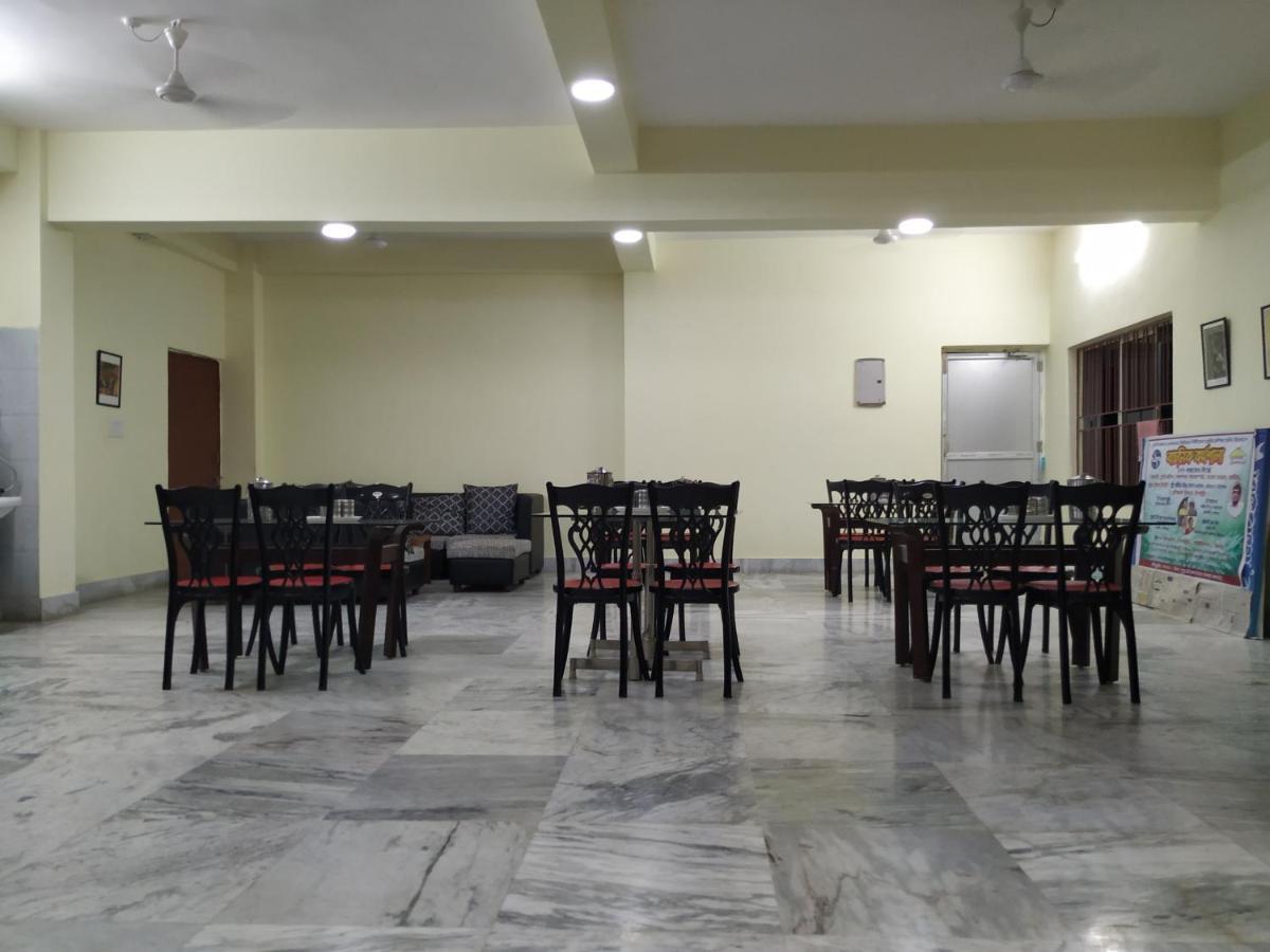 Hotel Bhalobasa Anandabas à Bolpur Extérieur photo