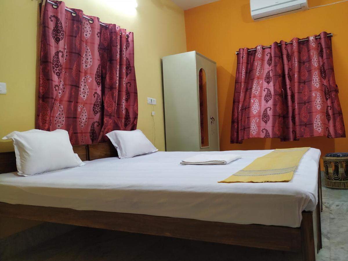 Hotel Bhalobasa Anandabas à Bolpur Extérieur photo